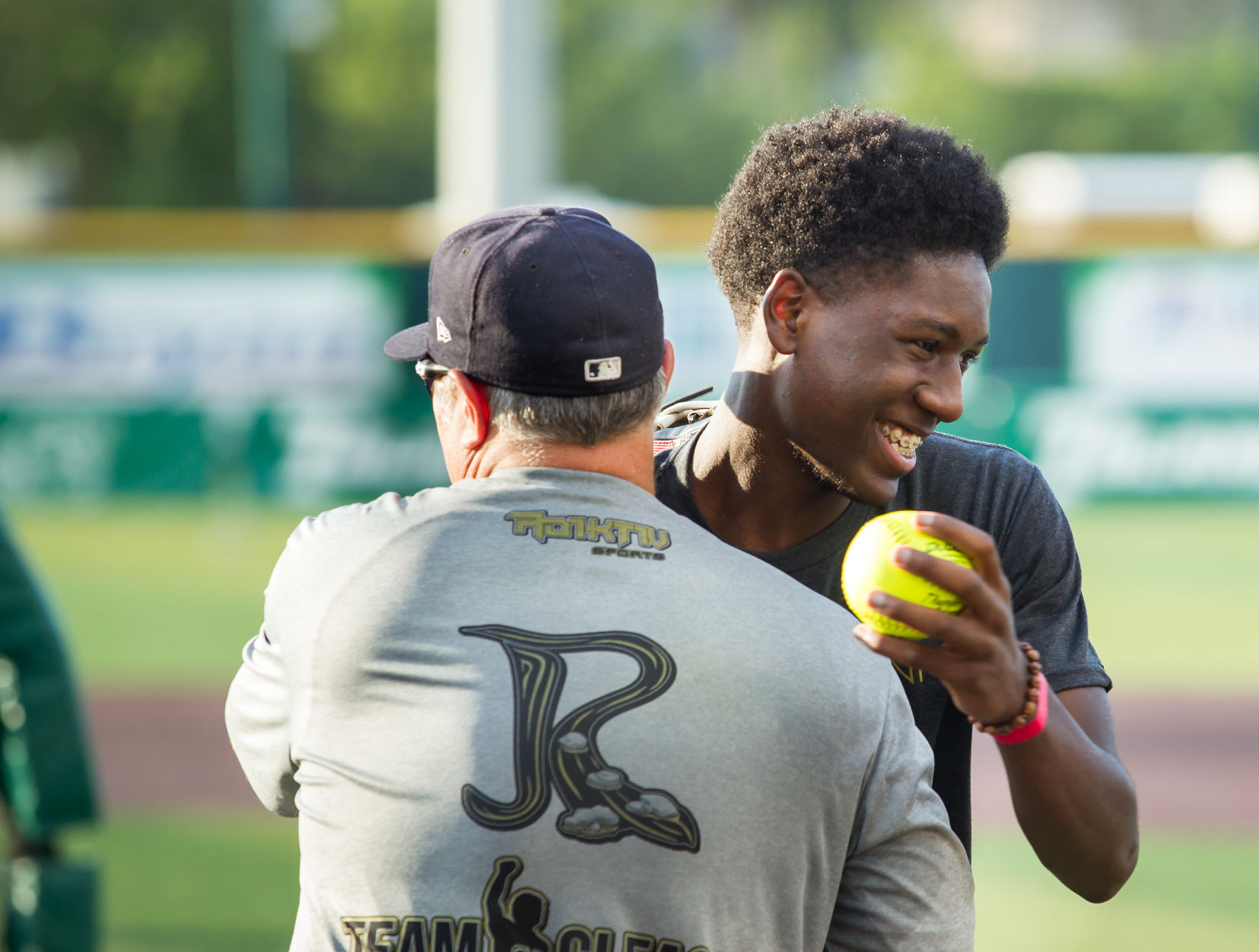 NO.saintssoftball427.060718.jpg